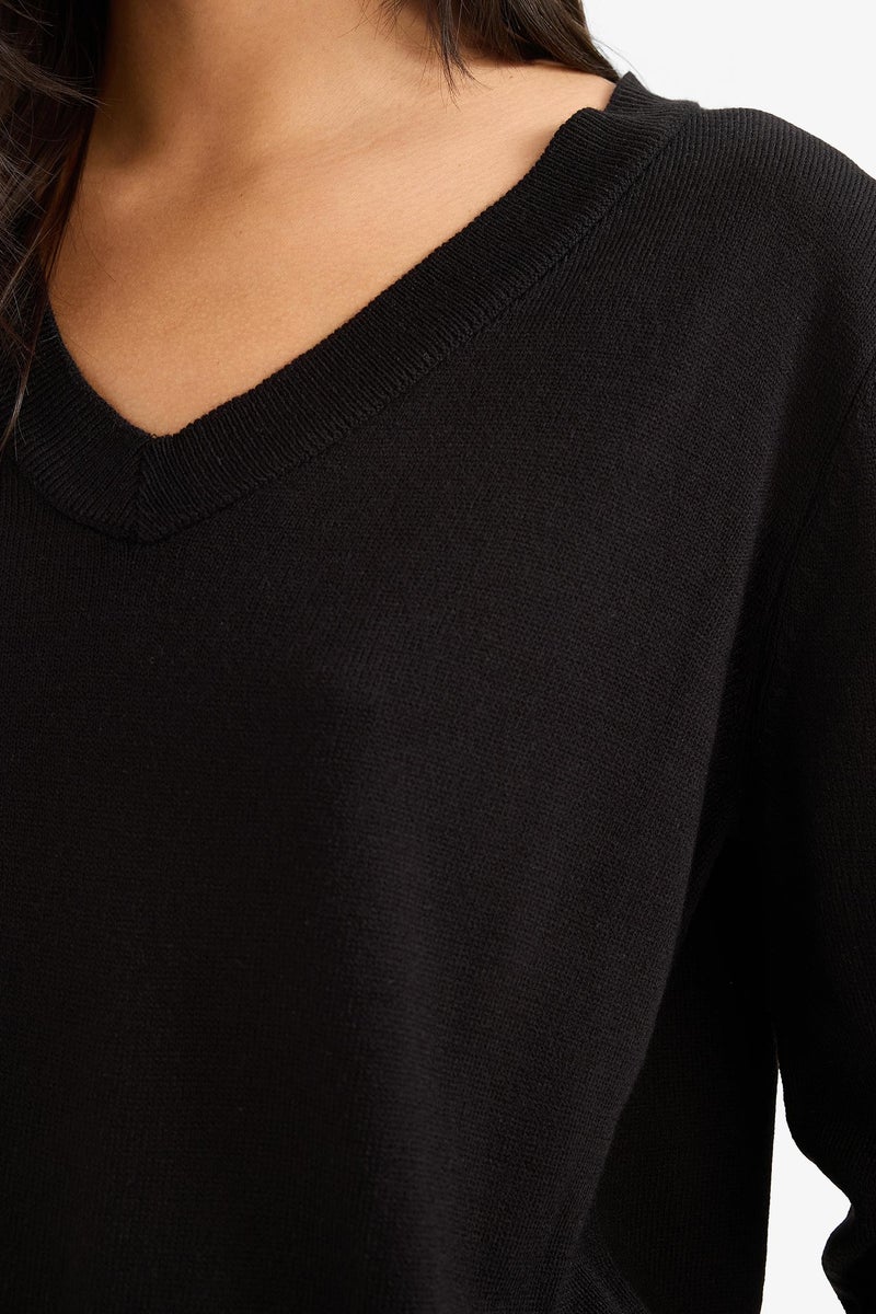 ديفاكتو بلوفر قصة مريحة بياقة V - Image 3